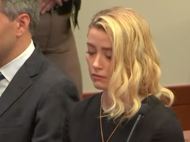 Oh, that smirk finally got wiped off her abusive lying face. If you’re gonna be dumb you gotta be tough. STOP DISRESPECTING HER VICTIMS.