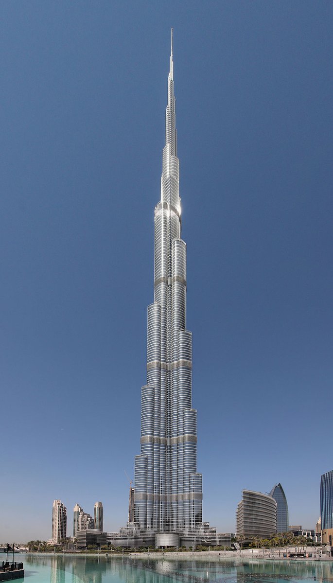 Mat_tttm's tweet image. Top Tallest buildings:
1. 🇦🇪 Burj Khalifa - 828.0 m
2. 🇲🇾 Merdeka 118 - 678.9 m
3. 🇨🇳 Shanghai Tower - 632 m
4. 🇸🇦 The Clock Towers - 601 m
5. 🇨🇳 Ping An Finance Centre - 599.1 m
6. 🇰🇷 Lotte World Tower - 554.5 m
7. 🇺🇲 One World Trade Center - 541.3 m
8. 🇨🇳 Guangzhou CTF - 530 m…