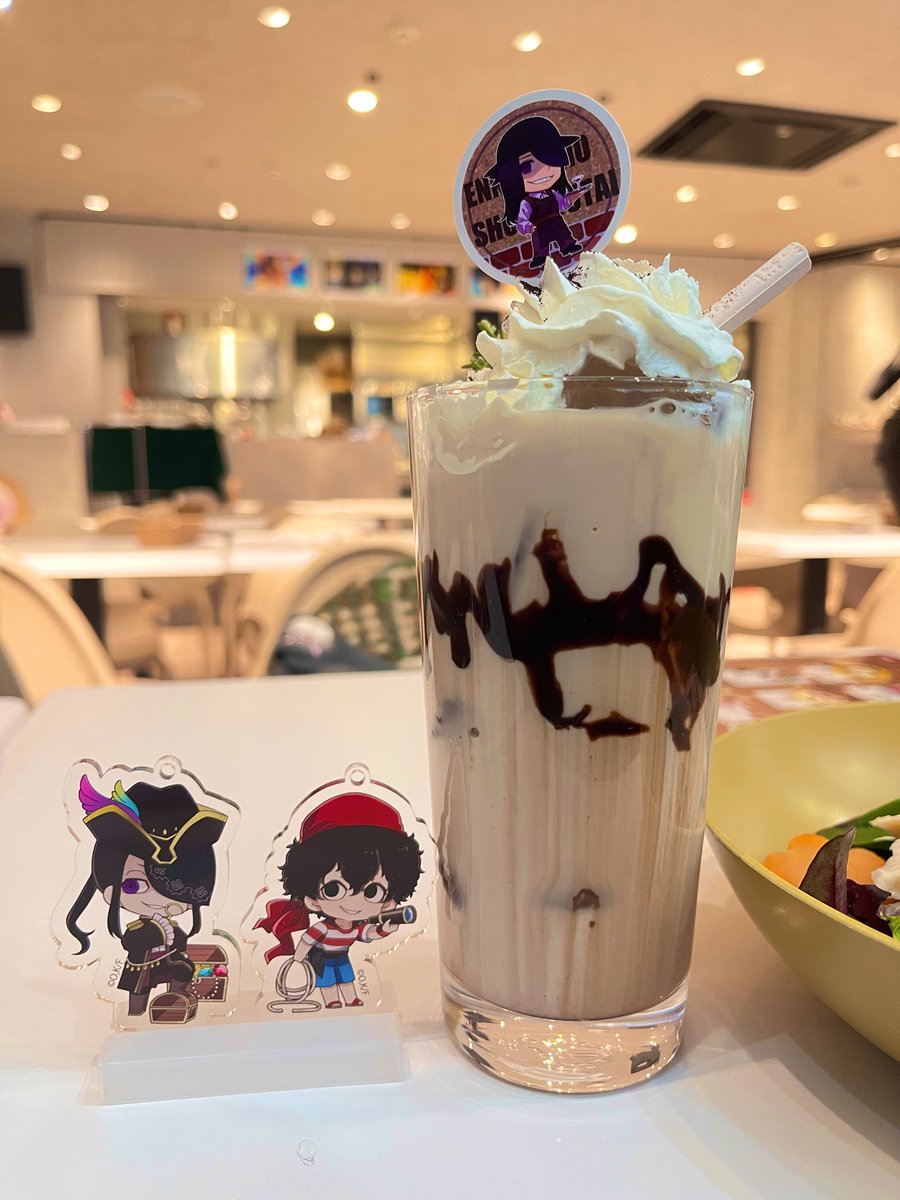 kmy_49's tweet photo. ダクヒロ、🃏のドリンクだよ https://t.co/nArl9u0Gtg