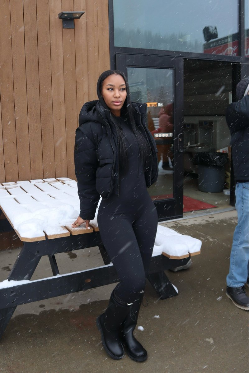 amberkashe tweet media