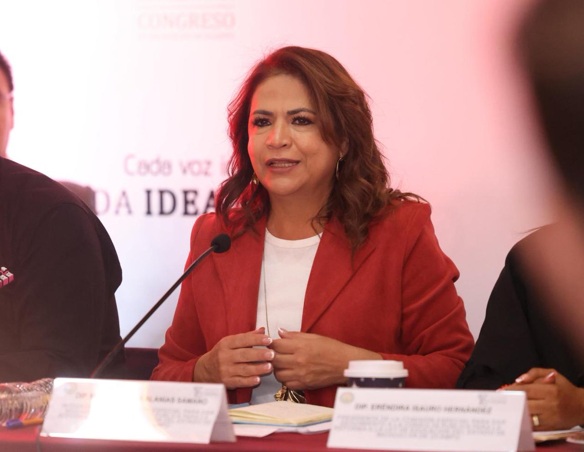 Reconozco la actuación coordinada de la <a href="/FiscaliaMich/">Fiscalía General de Michoacán</a> , la Secretaría de Seguridad del Estado de Michoacán y la <a href="/SSPCMexico/">Secretaría de Seguridad y Protección Ciudadana</a> , tras la detención del presunto responsable del homicidio de nuestros compañeros Anayeli, Víctor y su hija.
<a href="/omargarciahar/">Omar Garcia Harfuch</a> 
<a href="/Claudiashein/">Claudia Sheinbaum Pardo</a>