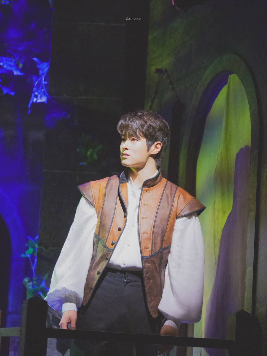 260121밤 엘시노어 
장면시연
“햄릿과 오필리아”

프란시스코 | #김기택

사느냐 죽느냐 , 그것이 문제로다