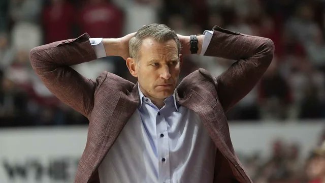 FINAL in Tuscaloosa: Tennessee 79, Alabama 73

Tough loss for Alabama, but they showed fight.

Really feel like they're one or two G-Leaguers and a back-up from the '96 Bulls away from being an SEC title contender 😉😉