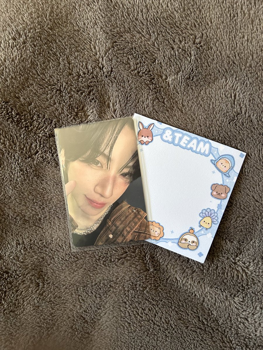 ได้รับการ์ดแล้วค่า กำลังเก็บเซ็ทนี้อยู่พอดีแล้วคือราคาดีมากเมื่อเทียบกับในเมอ ยูมะใบนี้คือดีมากสมแล้วที่ราคาแรงขนาดนี้ 55555555 #1ovebyromi