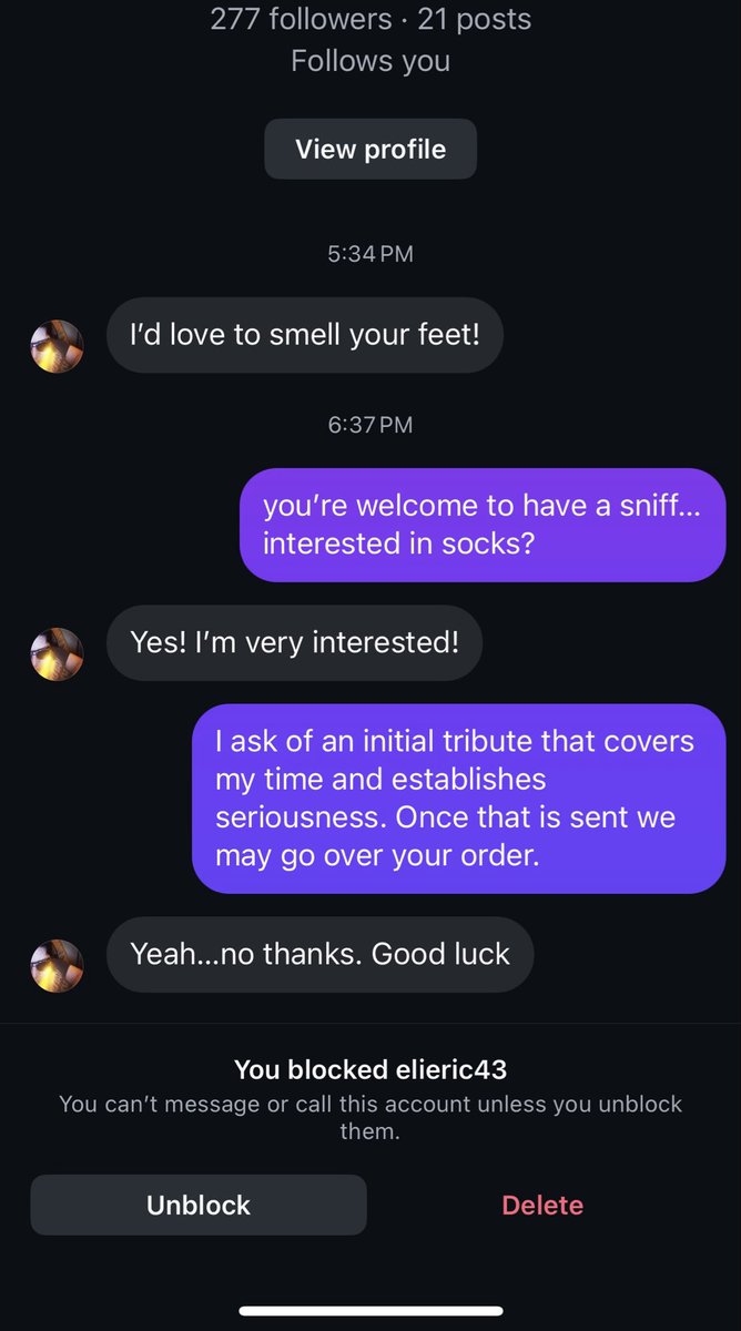 swaybyRose's tweet photo. don’t send me a message saying you’d love to smell my feet then when I propose sending socks to sniff; I get blocked. 
  How does that make sense..
  I’m not here to play games.

| femdom | footdom | findom | https://t.co/3weIgQGP5O