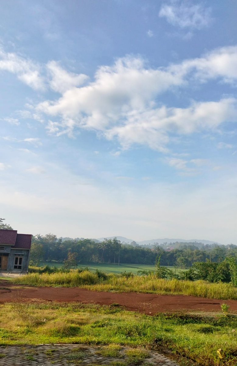 biasane nek esuke cerah sorene udan deres