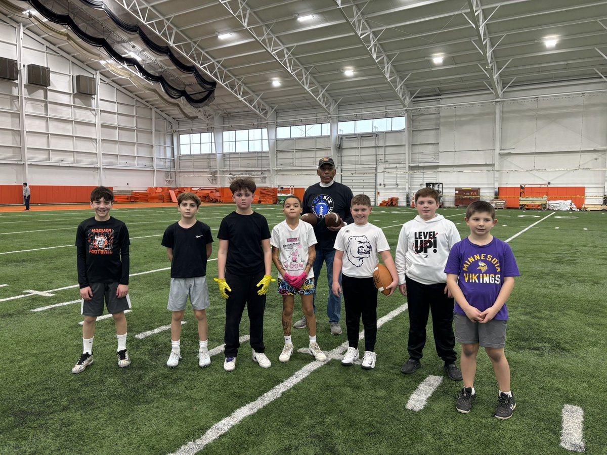 Get Six Football Training tweet media