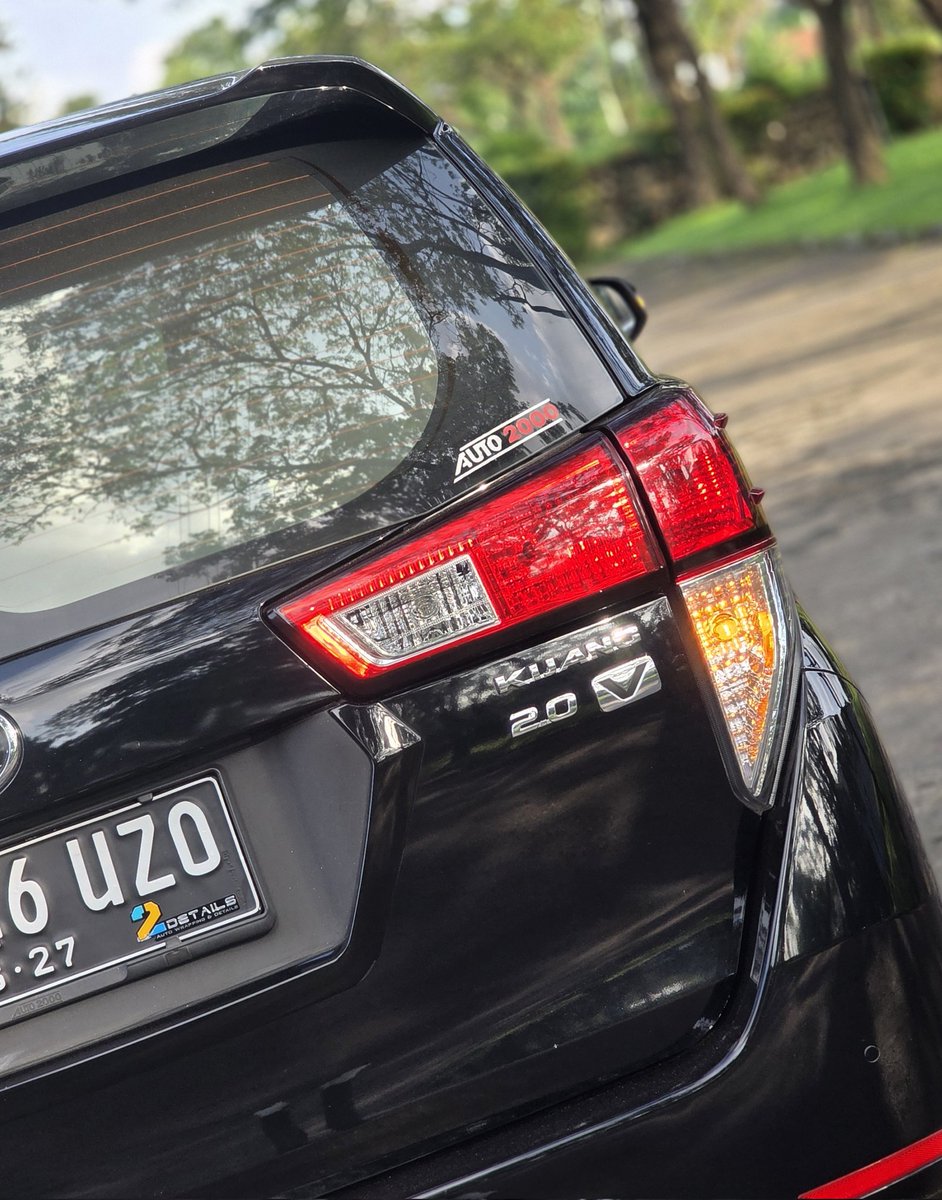 mobilstandar's tweet photo. Cocok dibawa mudik karena tipe ini simbol kemapanan. Nyaman pula.

Tipe V, sudah ga keluar lagi kawan. Langsung aja sat set:
- Innova Reborn 2.0 V Matic Bensin
- 94.000 KM full record Auto2000
- Buku servis, kunci serep lengkap
- BPKB, STNK, Faktur, SPH ready

WA: 0878-5-1111-222 https://t.co/Dn9OV26OiU