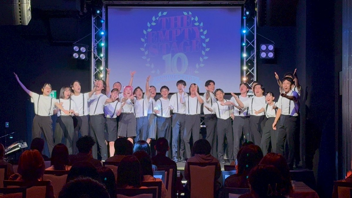 the_empty_stage's tweet photo. ＼THE EMPTY STAGE10周年公演ファイナル／

台本なし、道具なし
お客様のお題をもらって即興コメディを披露🎪

1公演目は3年目までのフレッシュ公演🍅

THE EMPTY STAGE FESTIVAL～under3～
10:30　開場
11:00-12:00　公演
@東京カルチャーカルチャー

🎟️チケット発売中🎟️
https://t.co/FUh5Hr5jn9 https://t.co/AoVm5gfUol
