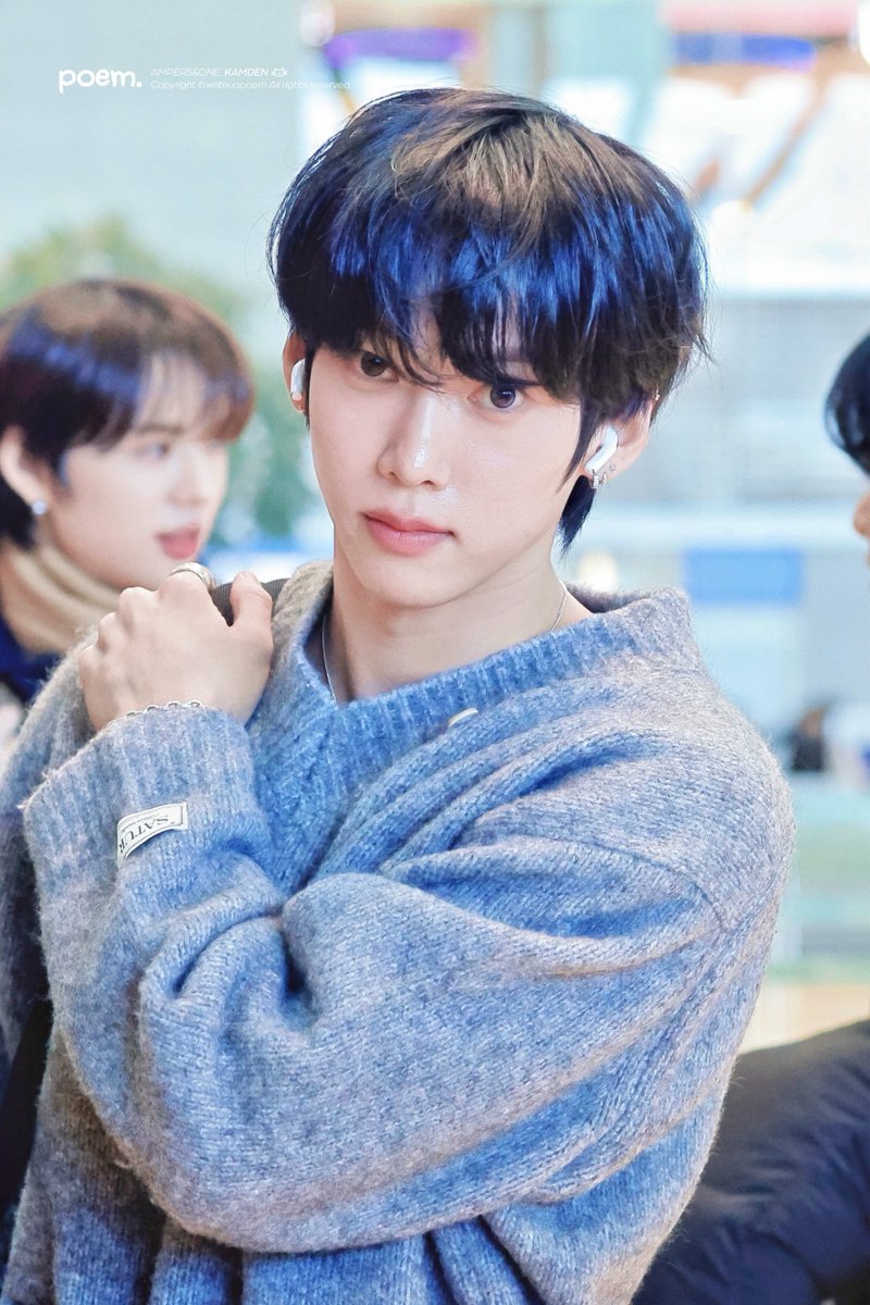 writeuapoem's tweet image. 260125 ICN

🩶

#나캠든 #KAMDEN #앰퍼샌드원
#나두빈 #カムデン #AMPERSANDONE