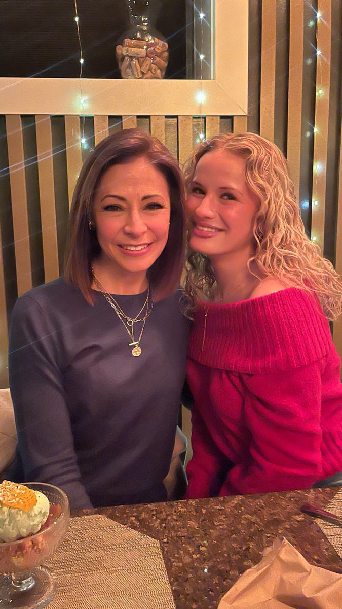 Lisa Mateo tweet media