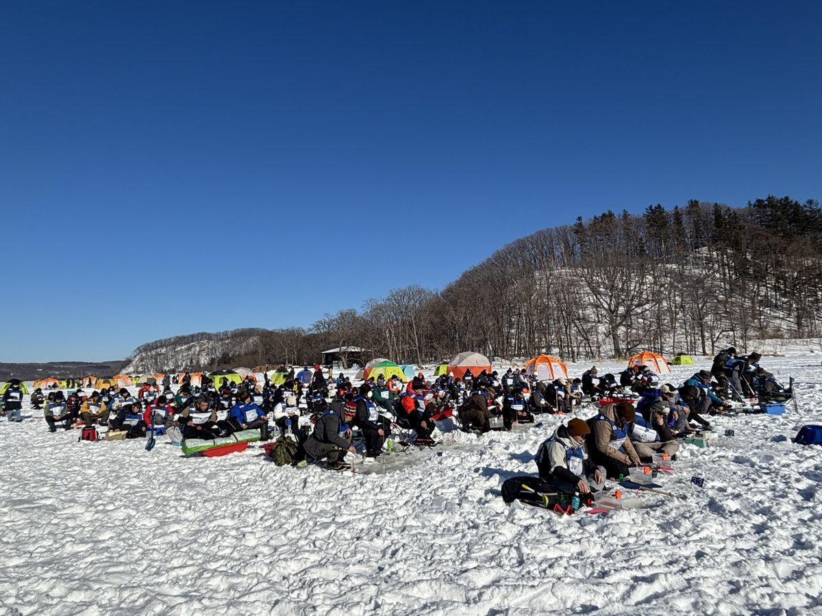 abawakasagi's tweet photo. 【第16回日本一網走湖ワカサギ釣り選手権大会　終了】
ご参加の皆様お疲れ様でした‼
湖の上はとっても寒かったと思います💦
ご帰宅後は炭酸ガスのバブ🛁で温まってください❕

最終結果はコチラから☞https://t.co/R51jb1xpSh https://t.co/Q52Et7KLze