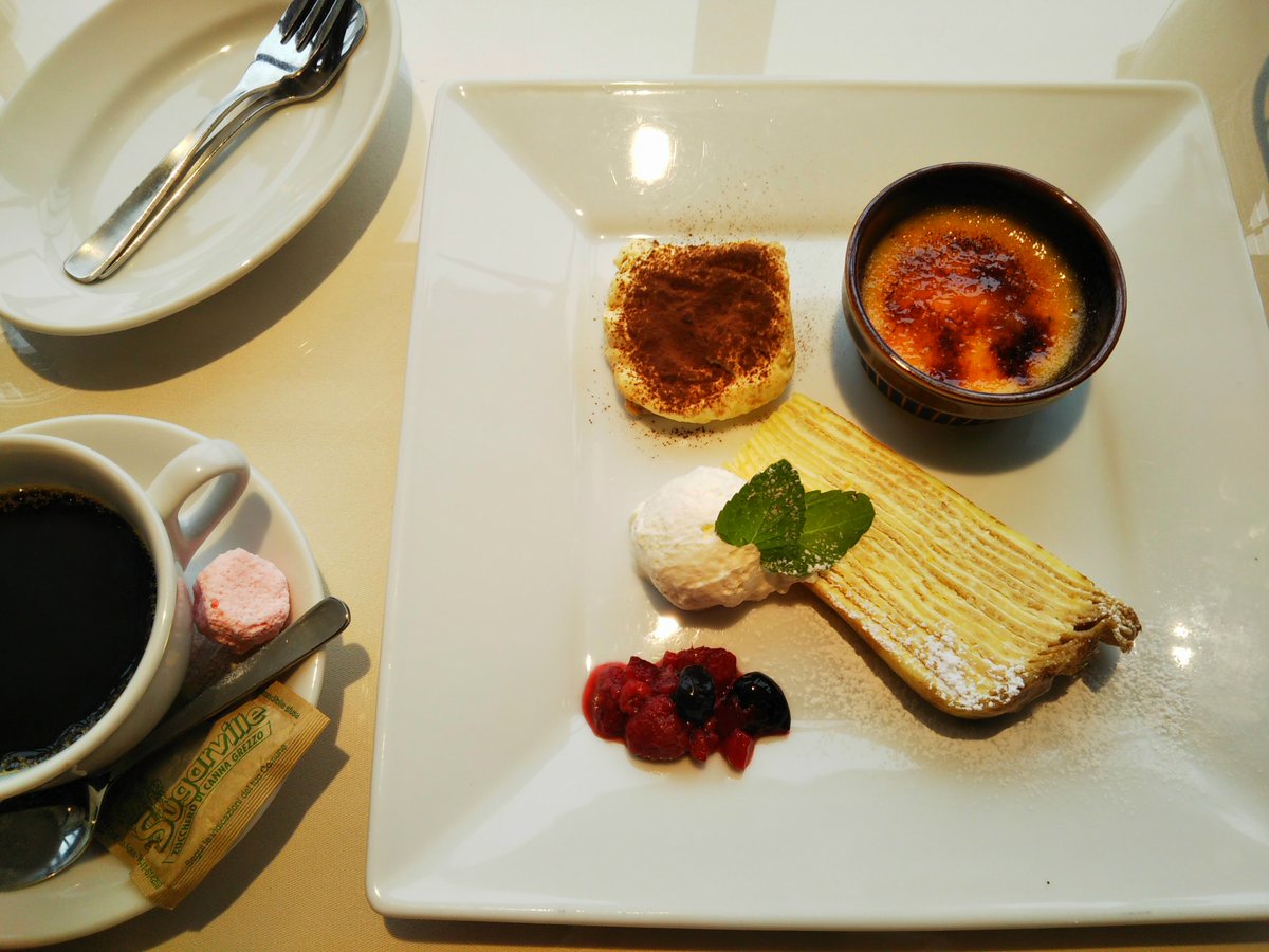 ホームセンターの二階という
隠れ家的なイタリアンレストランを見つけて
ちょっとハマってますw🥳🏠
お値段もお手ごろ～♪😋💖🍕 