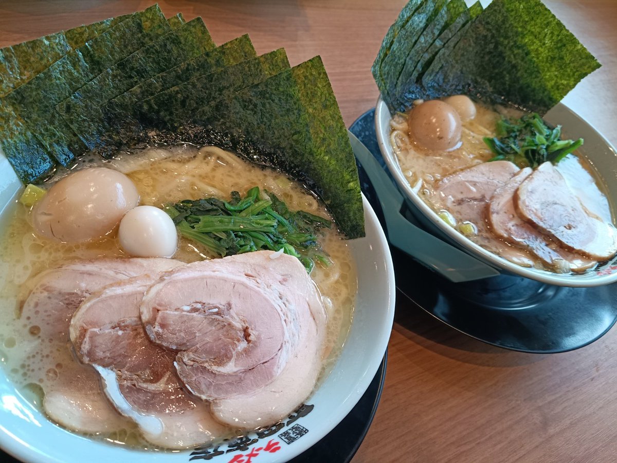 guribird's tweet photo. 【お得活動】
町田商店は平日セットで半チャーハンや唐揚げがつけられお得です。1月末期限のギフトの株主優待を使い切り。山岡家も一風堂も1月末と重なりラーメン月だなこりゃ
郊外店舗ですが山岡家が1番混んでいました。味を薄く油少なめにして更に割湯を頂いて食べている私と家族は外道なんだろな〜 https://t.co/XbYmK6xRgq