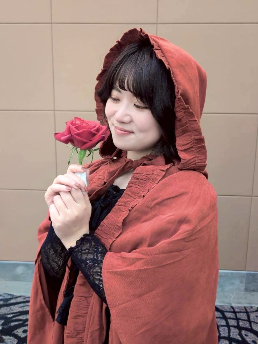 お久しぶりです！🐺🥀
instagram.com/p/DTO-5j7k37V/…