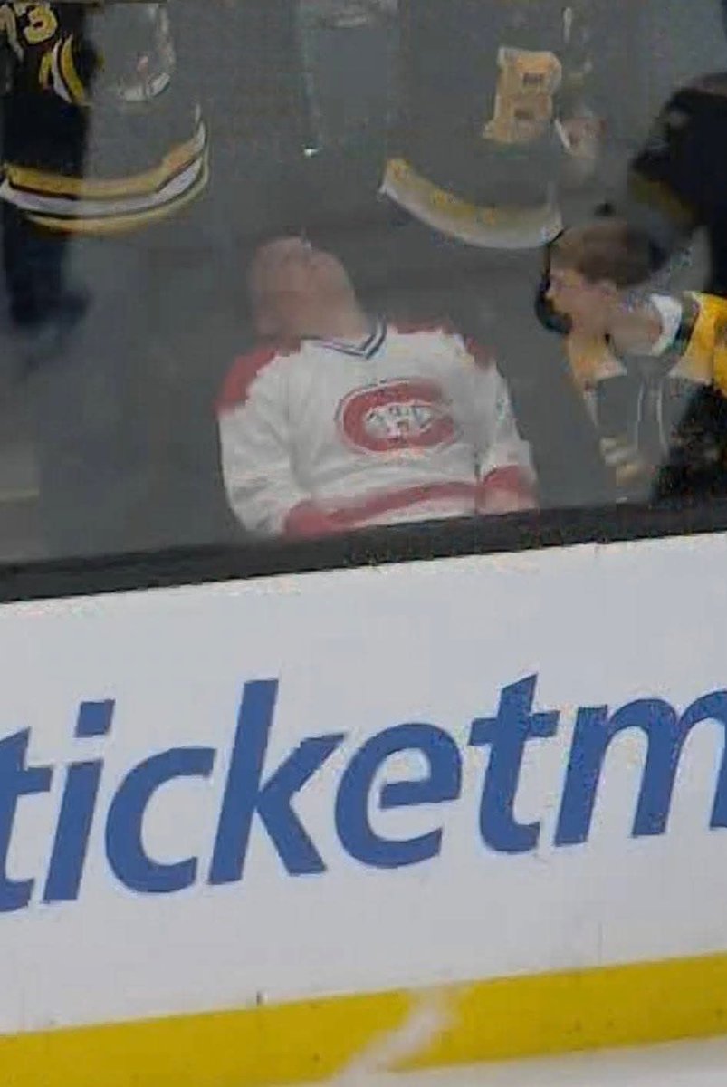 Annoyed Bruins Fan tweet media