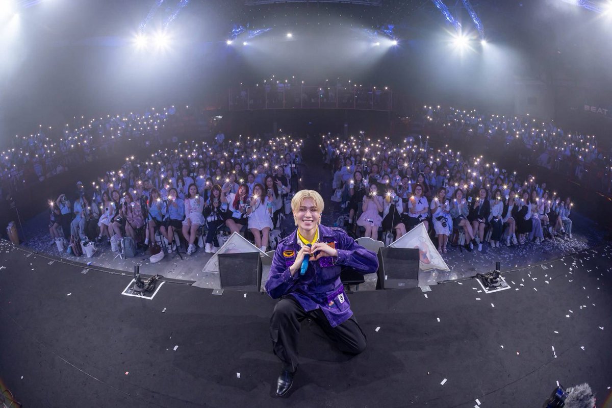 CM2Connect's tweet image. “พีท วสุธร” จัดงานฉลองครบรอบ 29 ขวบ ธีมรุ่นพี่สุดอบอุ่นกับงาน PROJECT : PEATCHY DAY

#PEATCHYDAY
#Peatwasu #CaptainPeat #BabyFeat

จัดงานฉลองวันเกิดกับแฟนคลับมาทุกปี มีทั้งธีมทำบุญ ธีมเก๋ๆแบบงานวัด โดยปีนี้นักแสดงหนุ่มหล่อ “พีท วสุธร ชัยจินดา” เลือกจัดงานฉลองวันเกิดใน Theme…