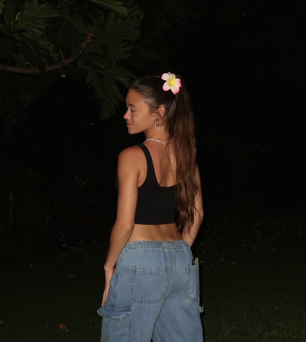 Hawaii with my baby
📸: <a href="/itz_b_bruh/">B 🐝</a>