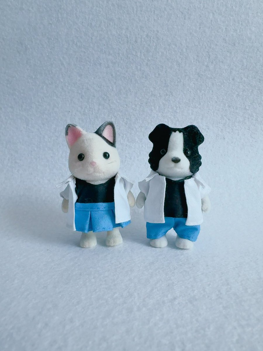 주문제작인 어른사이즈&amp;소년사이즈 의상들입니다~ 오래 기다려 주셔서 감사합니다😌

#실바니안 #실바니안옷 #실바니안의상
#sylvanian #シルバニア #최애구현
#인형옷판매 #인형옷주문제작