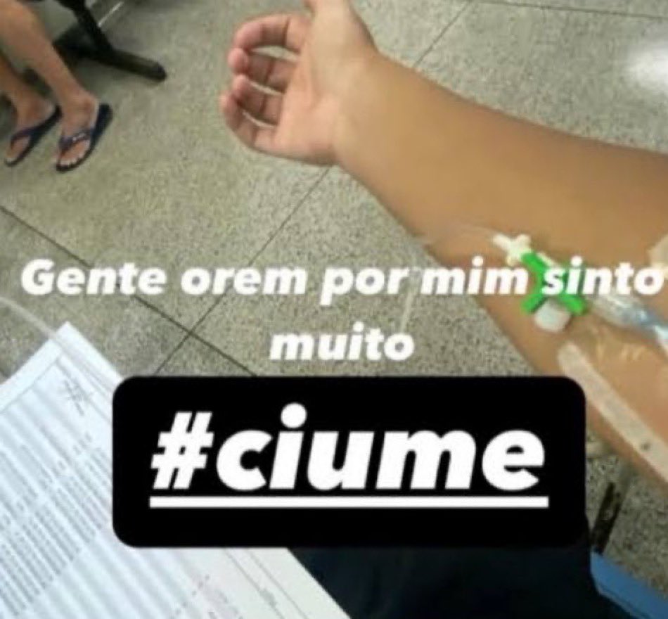 kccsamo's tweet photo. juro. me matem https://t.co/h8R0wlCm0I
