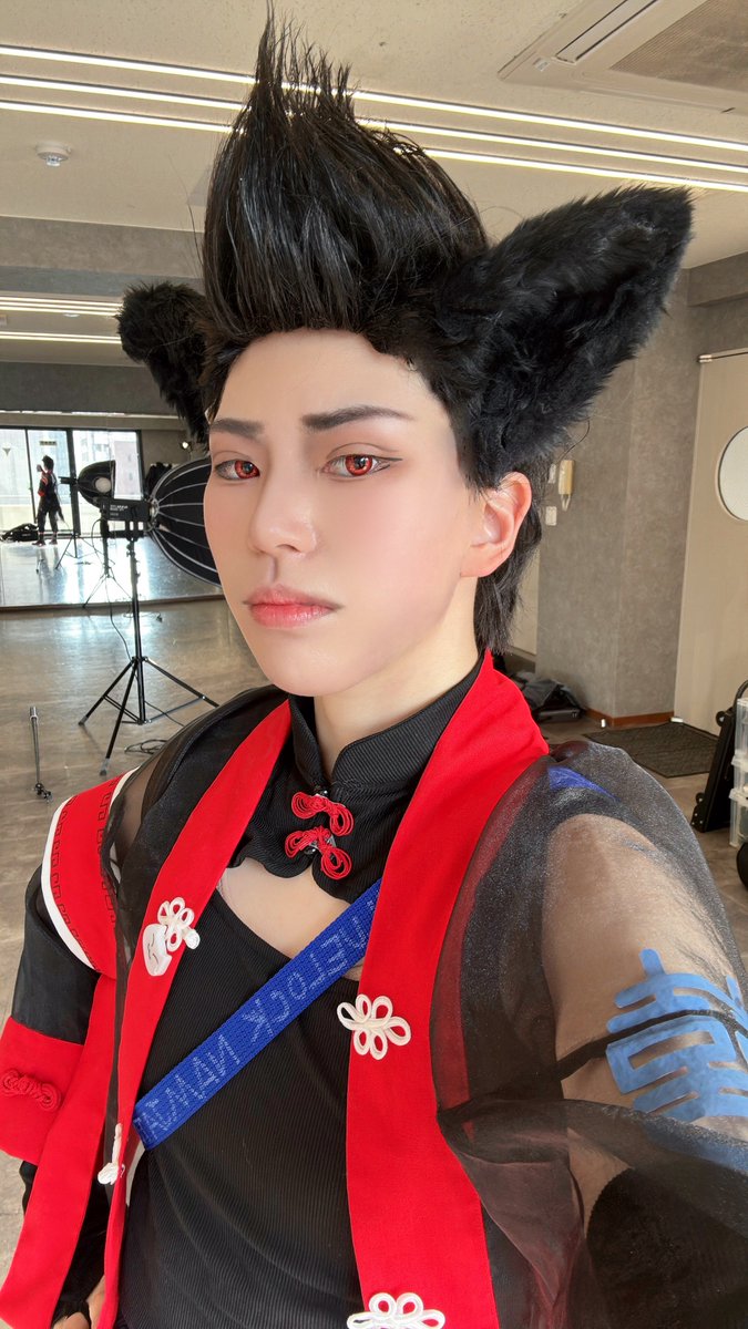 ブルロcos／馬狼
仲間に入れてもらってきました🐈‍⬛
藤姫さんお手製の衣装かわいい❣️ 動画楽しみ☺️

 #愉快なエゴイストたち