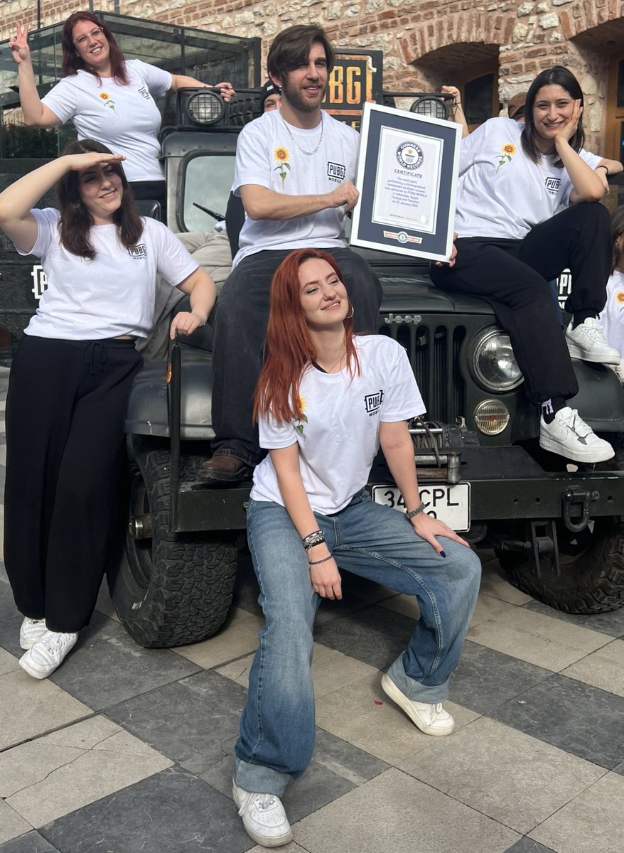 PUBGM_TR's tweet photo. Rekorumuzun kırılma anları! 👏🎉 @GWR #pubgmfriendfest https://t.co/Ujz51yCSEh