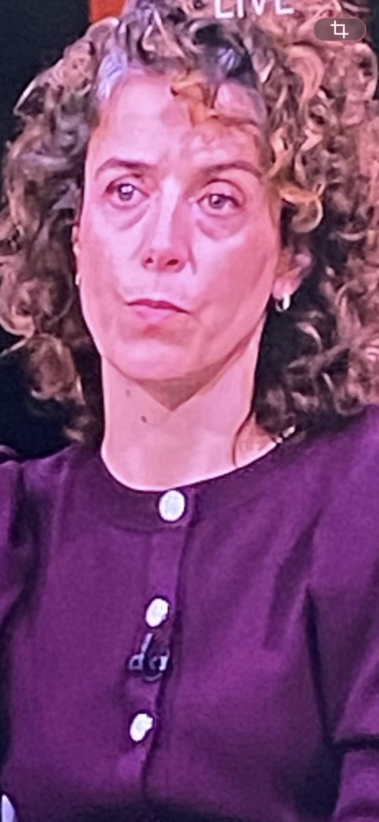 projecttr's tweet image. #wnlopzondag #wnl Minister krullebol geeft toe dat windmolen project op Noordzee niet rendabel is maar omdat er al zoveel geïnvesteerd is nog maar meer subsidie miljarden over de balk.Wat een @vvd lichtgewicht!