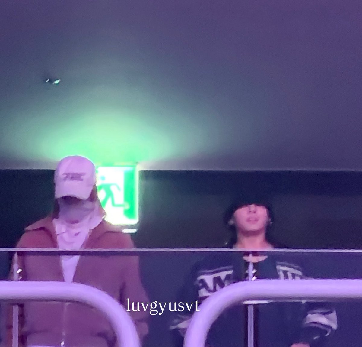 jeonghannisms's tweet image. mingyu just gathering up all his boyfriends for the last day