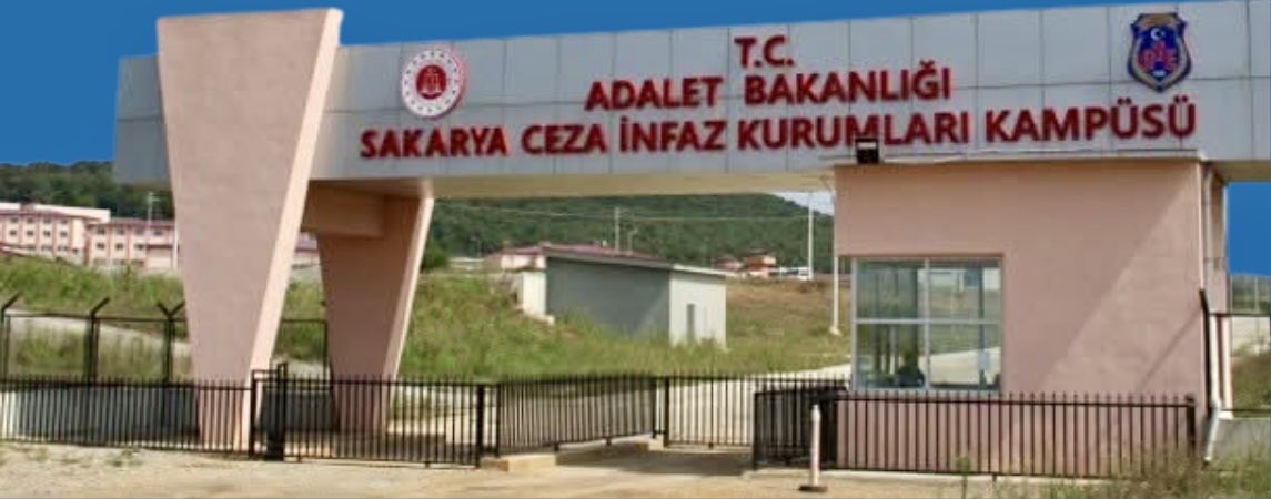 CezaeviAjansi's tweet photo. İnfaz ve Korumalar Kanlı Kavgayı Kontrol Altına aldı
Cezaevi güvenliğinden sorumlu olan infaz ve koruma memurlarının müdahalesiyle kanlı kavga kontrol altına alındı.
https://t.co/jC24aqRF32 https://t.co/ralzzqbE9I