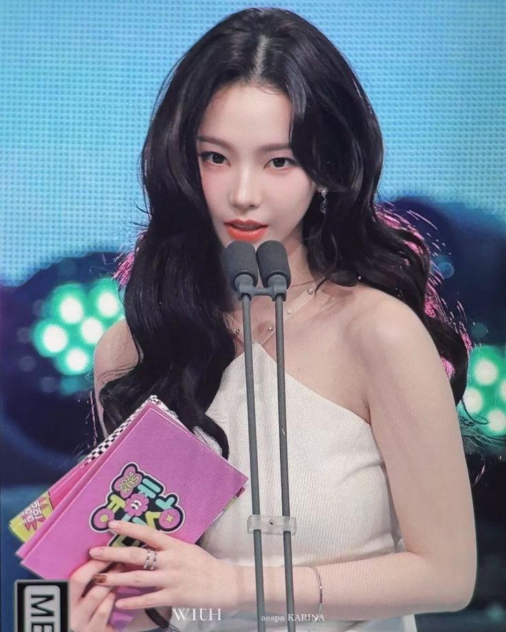 𝓖 kim yeri tweet media