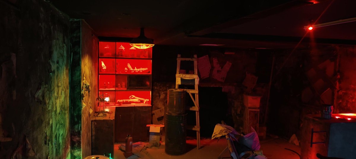 ebioisiiiii's tweet image. "Locked in Cracks the code, find the key—escape before time runs out!  #EscapeRoomChallenge #PuzzleMaster"