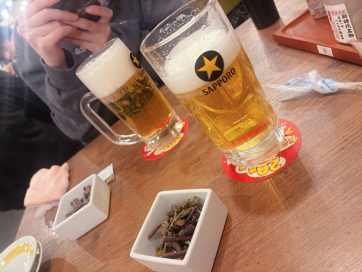 muricos's tweet photo. 実はアコスタ行けてました🥂ひまちゃんとアフター🥂🥂🥂 https://t.co/9dVuwGV8hQ