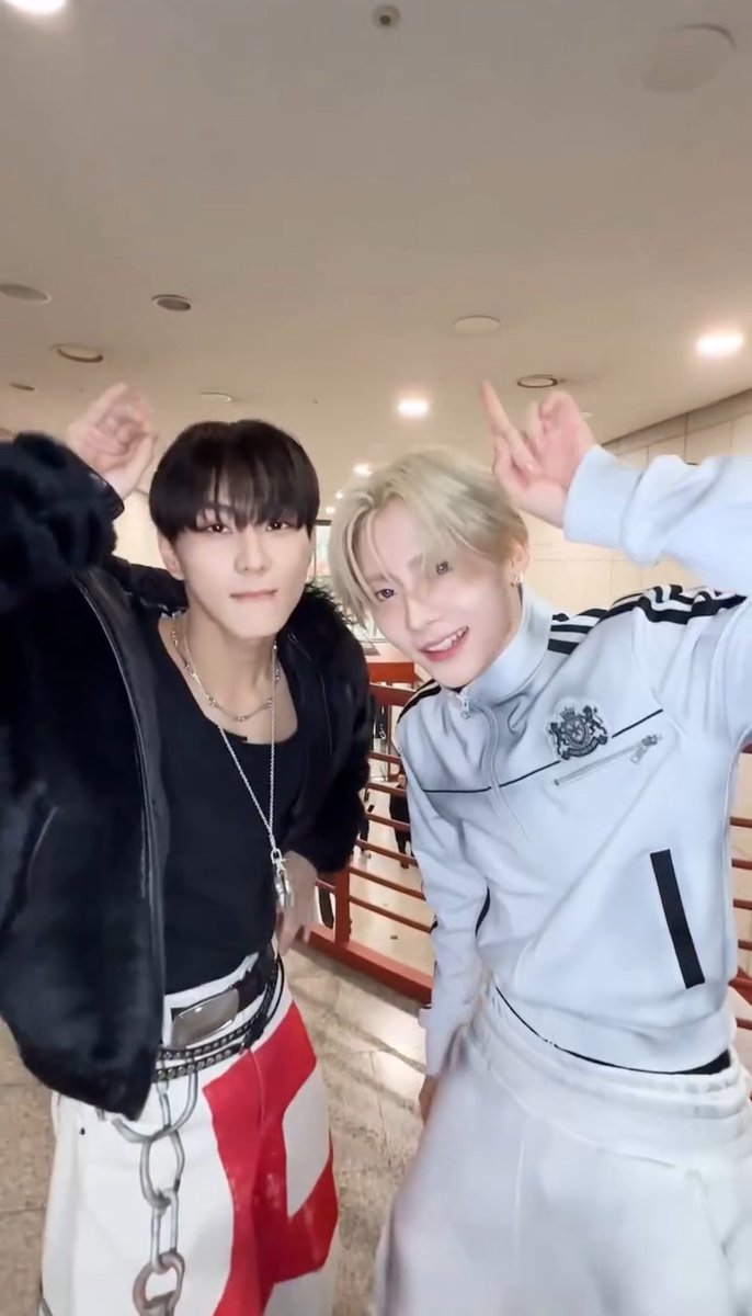 dimplexin's tweet image. as an engenallyz ... my heart is so full❤️‍🩹