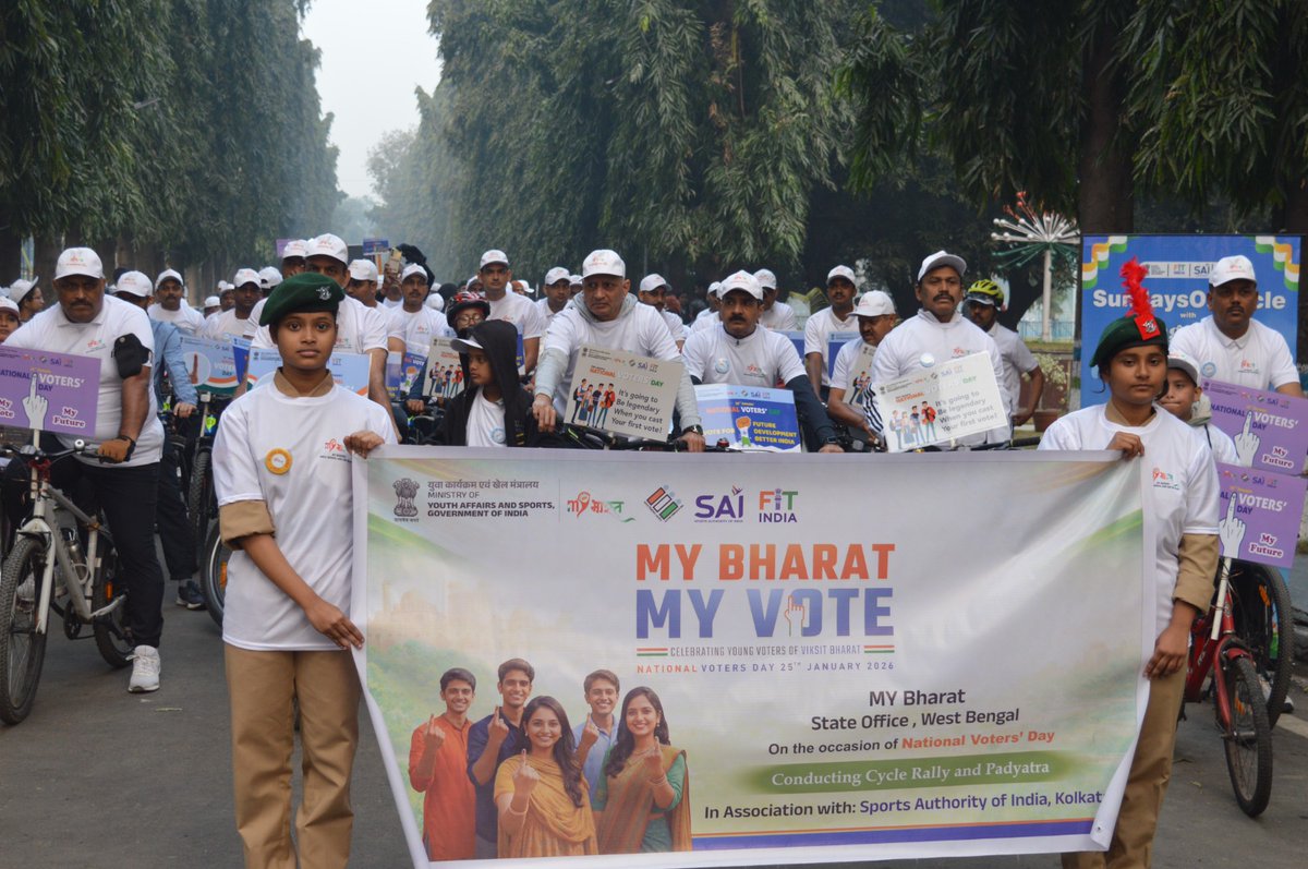 On the occasion of the National Voters’ Day 2026, a pledge-taking ceremony was organised by Sports Authority Of India(Kolkata), a/w Cycle Rally to celebrate the spirit of democracy.Shri Sanjay Yadav, IG West Bengal Sector CRPF, a/w other senior officers participated in the event.
