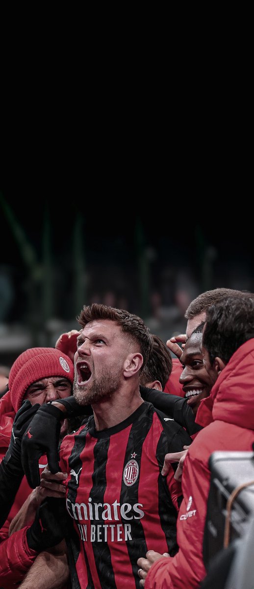 ⁴ᵏ Forza Acmilan ᴬᵁᴿᴬ " #milanday  🖤♥️”