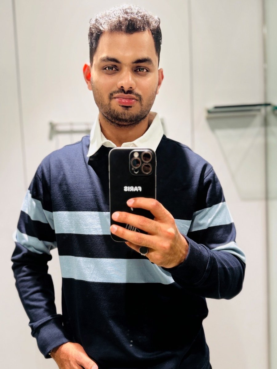 Syedfaris_7's tweet photo. Always on the move #💙 #Airport #Intransit #Mumbai https://t.co/sHGoJf66lV