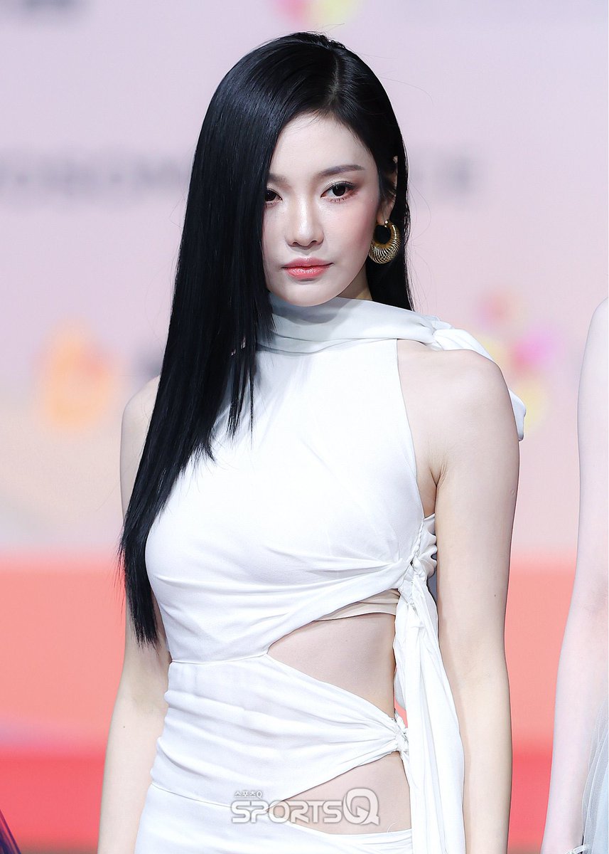 스텔라, tweet media
