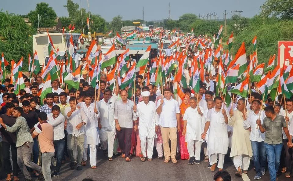 SanwalDudi's tweet photo. धोरीमन्ना और गुड़ामालानी बाड़मेर की पहचान हैं, उन्हें जबरन अलग न करें। #जननायक_हे���ाराम_चौधरी https://t.co/5xglyKu6nG