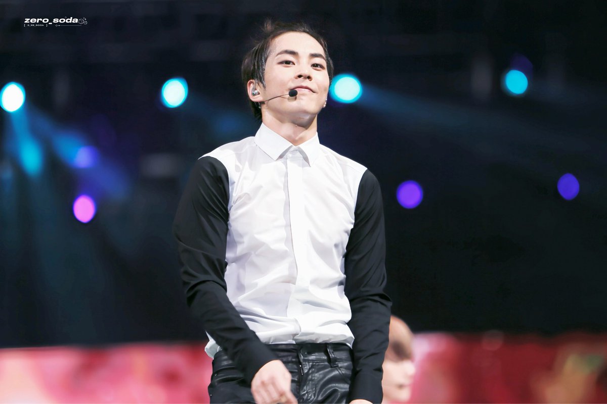 150530 EXO PLANET#2 The EXO'luXion in Shanghai aged 25