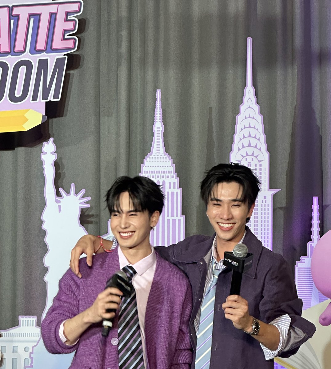 Maybelline_TH's tweet image. ว้ายยยย น่ารักกกกยิ้มหวานน

PERTHSANTA BABYMATTE CUSHION

#MaybellinexPerthSanta