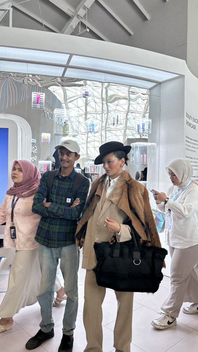 Beauty Science Tech tweet media