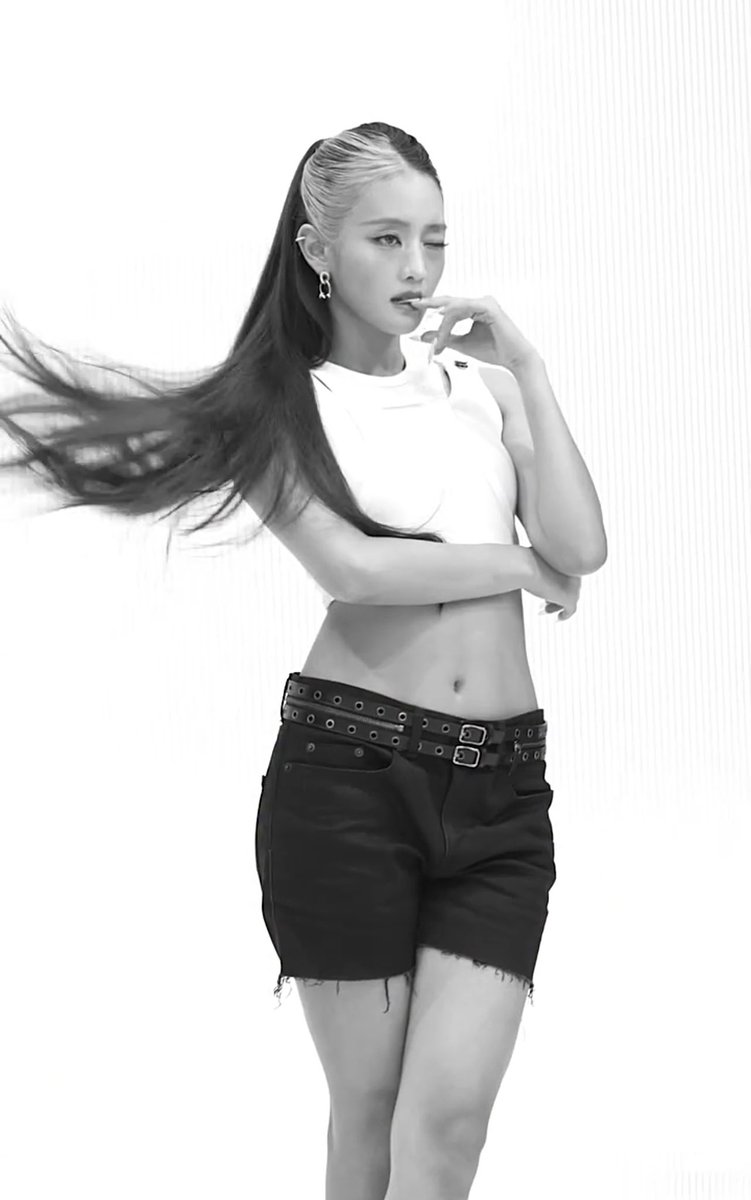 minnie (@hourlyminniee) on Twitter photo 