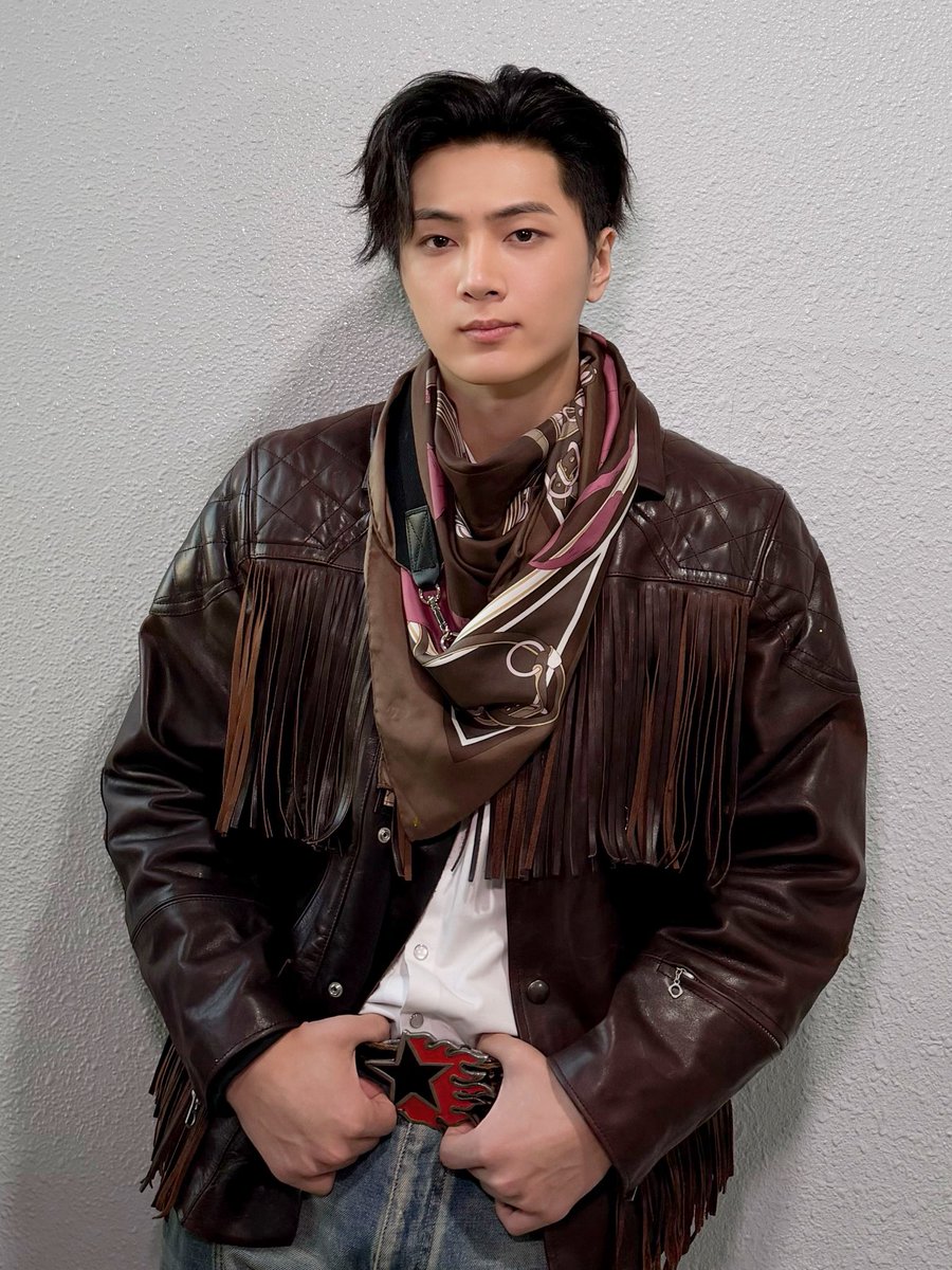 [#오늘의ENHYPEN] 인기가요에 나타나 엔진의 마음을 낚아챈 보안관🤠🎤 스페셜 MC 제이와 함께한 행복한 일요일✨ #제이왕쫑엠씨 #260125 @ 인기가요