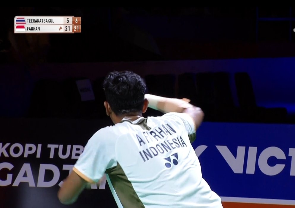 ainurohman's tweet image. Alwi Farhan meraih kemenangan super 500 pertama dalam kariernya dgn cara yang dahsyat dgn skor yang dahsyat.

Semakin riuh penonton, Alwi terlihat semakin menikmati..

Dahsyat!