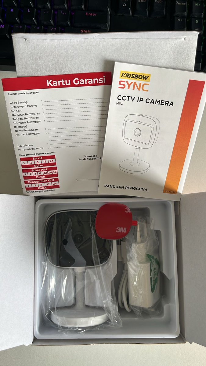 kmhioke's tweet photo. WTS  DIJUAL CCTV Camera
Smart camera, bisa disambungkan dgn aplikasi
Belum pernah dipakai, camera masih bersegel plastik 149k , harga beli 230-an
Dom jakbar 
Yang mau boleh reply atau dm #wts #zonauang https://t.co/KbdJjGCsVt