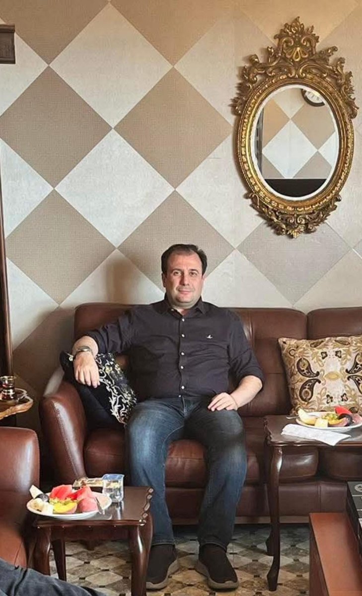 Karanlık çökerken uyanan yiğit
Ey kökü maziye dayanan yiğit
Sen yürü ardından dağlar yürüsün
Ardından asırlar , çağlar yürüsün "
Yolun yolumuz Sözün sözümüzdür.
#MUSTAFAVEYSELGÜLPINAR