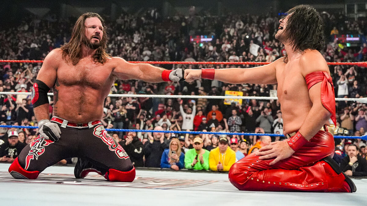 Total_CatchYT's tweet image. Je me retrouve bêtement à 10H du matin à avoir les larmes aux yeux pour un match de catch.

Merci AJ Styles. Merci Shinsuke Nakamura. 🫶🏻 #SNME