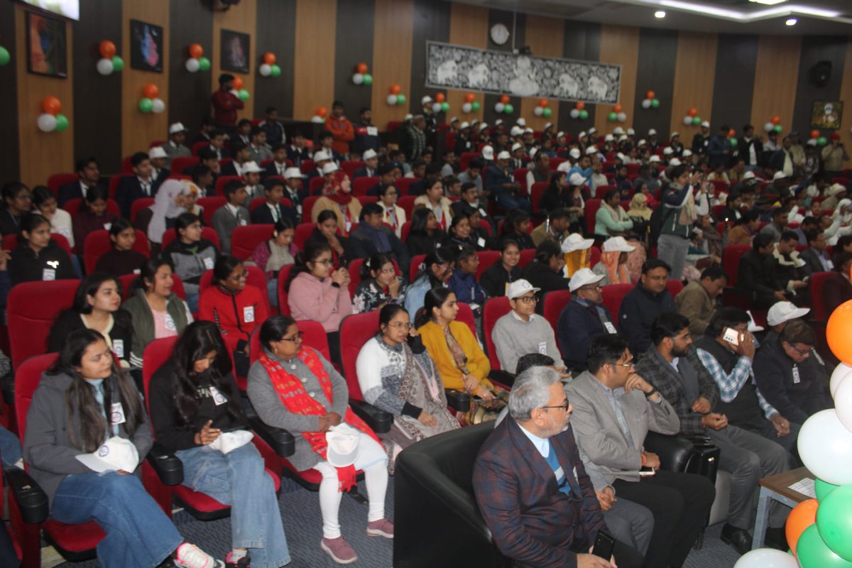 Suchna Vibhag Meerut tweet media