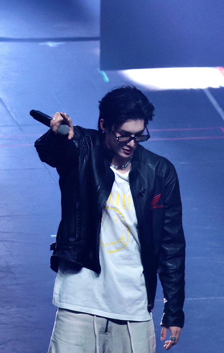 260124

ROCK STAR

#윤예찬 #YOONYECHAN
#82MAJOR #에이티투메이저 #82메이저