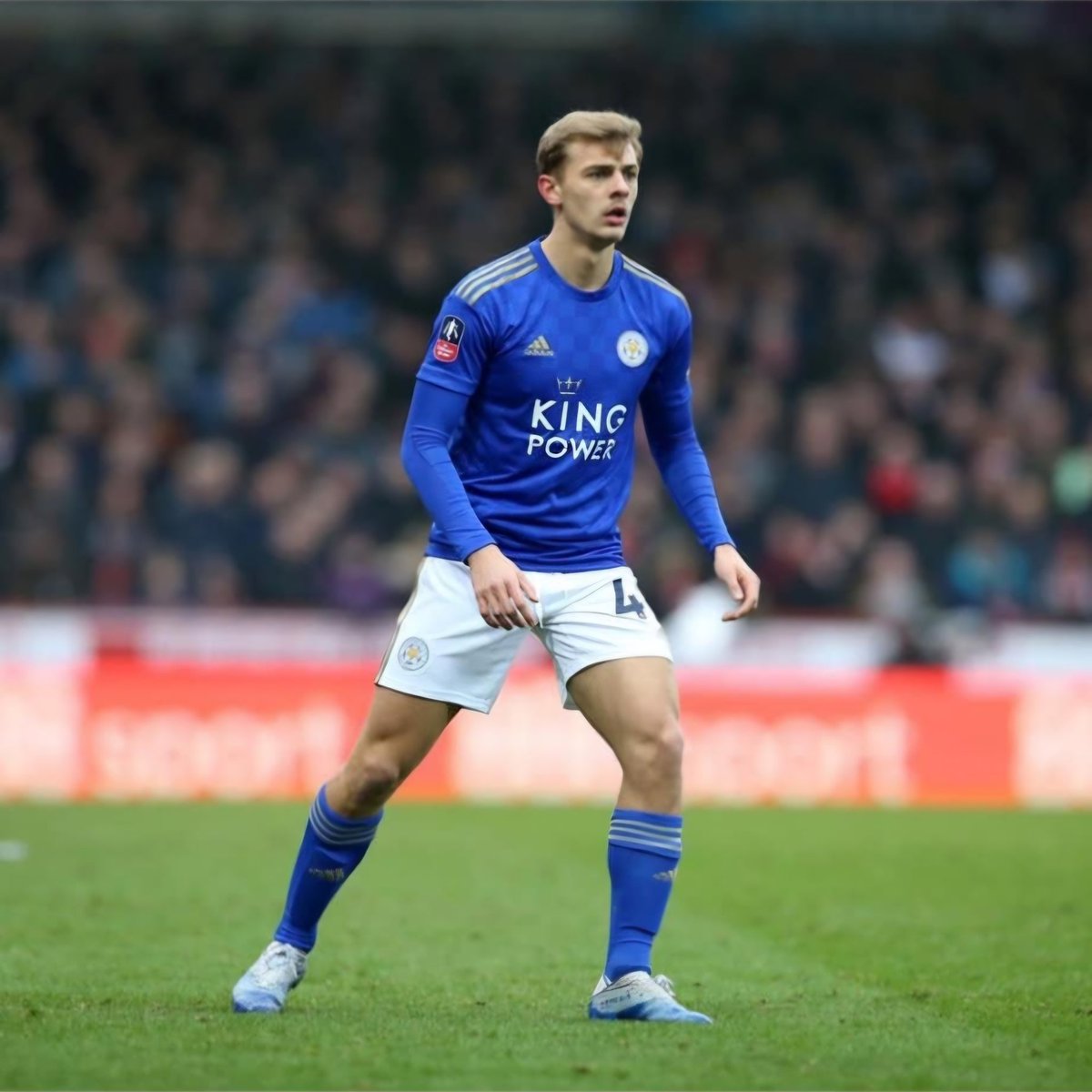 6 years ago today <a href="/KDH__8/">Kiernan Dewsbury-Hall</a> made his Leicester City debut away at Brentford in the FA Cup 🫶
#lcfc 💙🦊